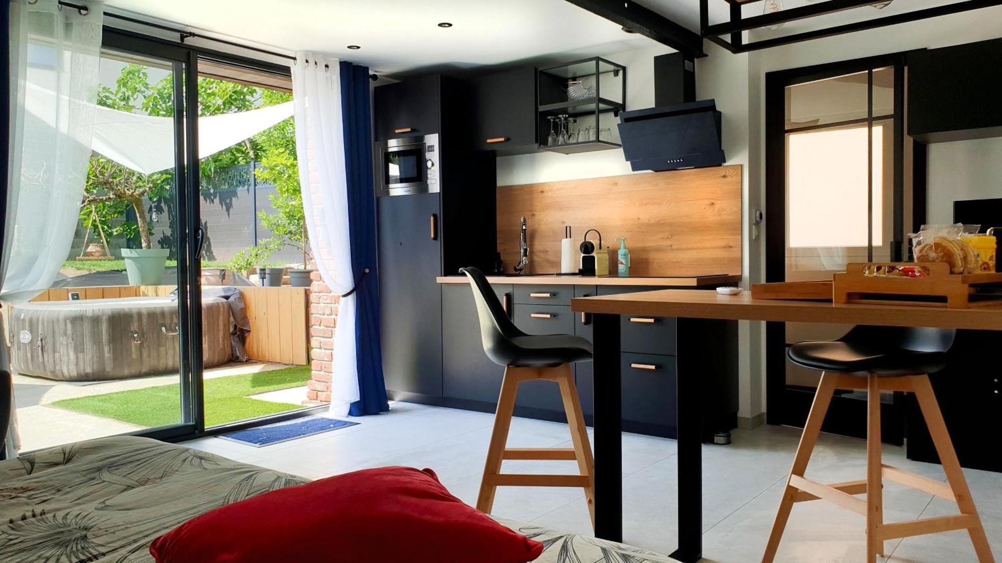 Gary Suite - Studio Cosy, Spa Et Jardin Privatif A 4 Min De Cambrai Awoingt 外观 照片
