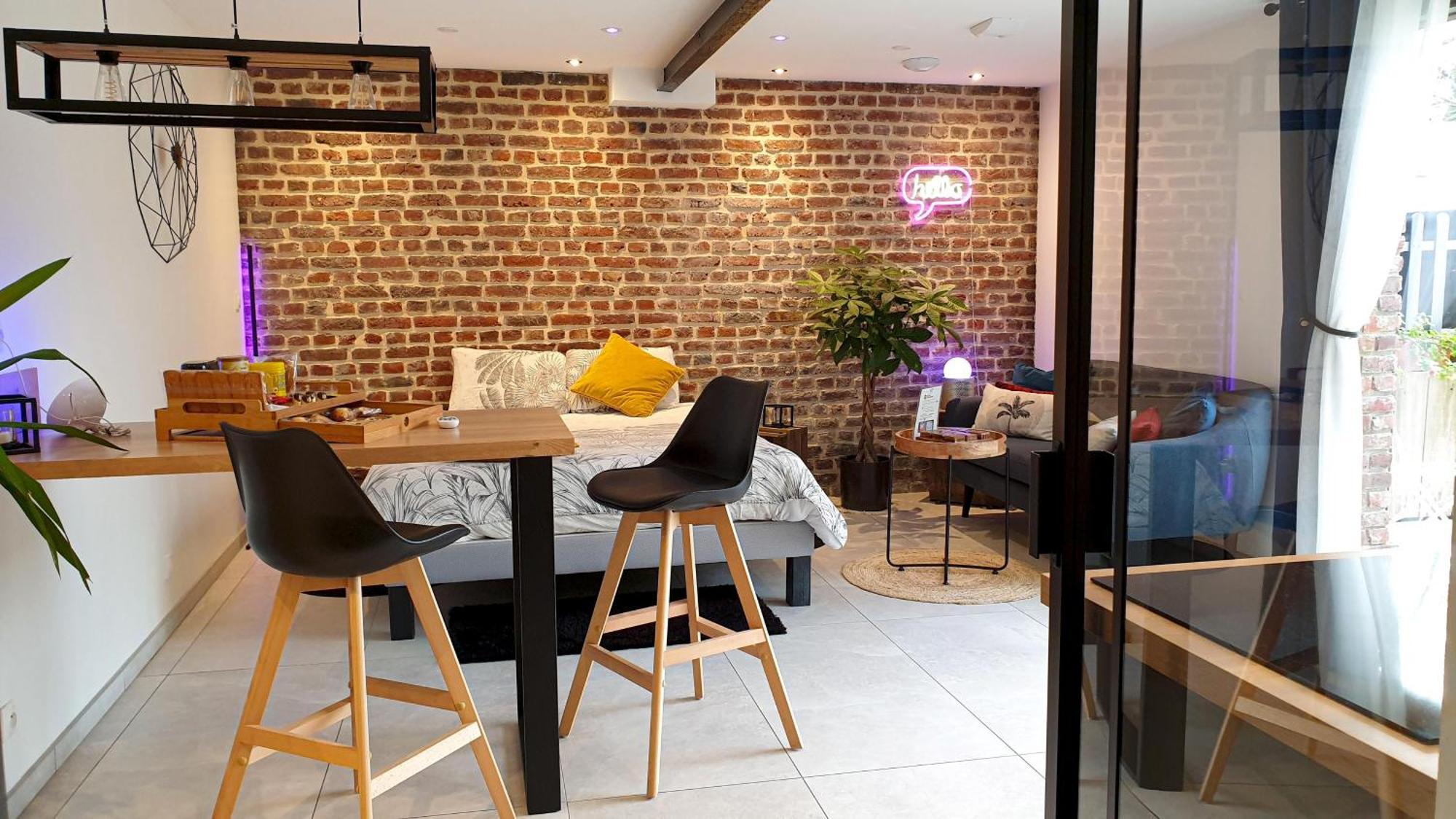 Gary Suite - Studio Cosy, Spa Et Jardin Privatif A 4 Min De Cambrai Awoingt 外观 照片