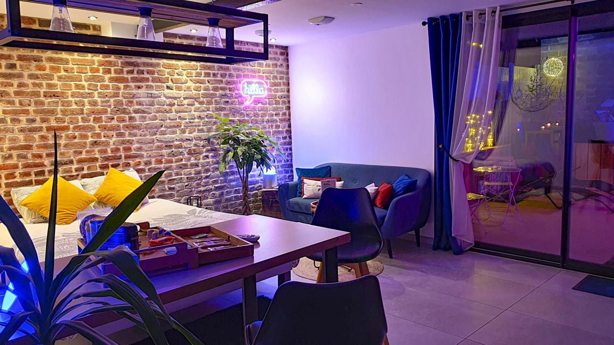 Gary Suite - Studio Cosy, Spa Et Jardin Privatif A 4 Min De Cambrai Awoingt 外观 照片